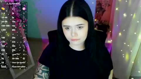 Snapshot of naomivibes chatting on July 3, 2026, 6:31 am Naomi online show from July 3, 2026, 6:31 am