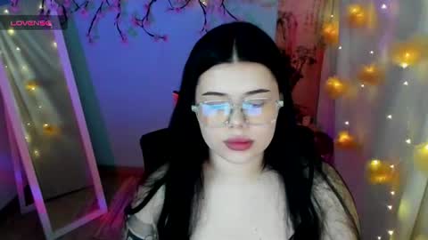 Snapshot of naomivibes chatting on August 3, 2026, 6:23 am Naomi online show from August 3, 2026, 6:23 am