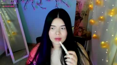 Snapshot of naomivibes chatting on August 5, 2026, 6:16 am Naomi online show from August 5, 2026, 6:16 am