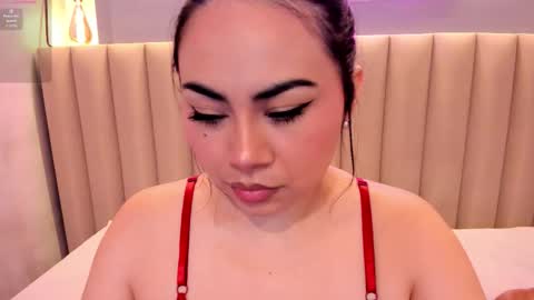 Naomy  online show from February 22, 2026, 5:11 pm