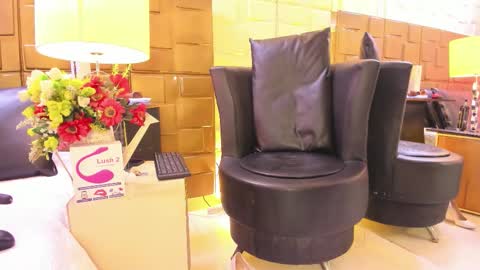 nao online show from October 10, 2025, 7:24 pm