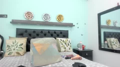 Debora online show from February 11, 2026, 11:54 pm