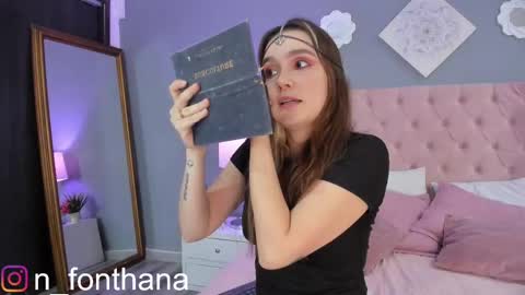 Snapshot of nashlyfontanna chatting on October 3, 2025, 1:52 pm Nashly Fontana online show from October 3, 2025, 1:52 pm