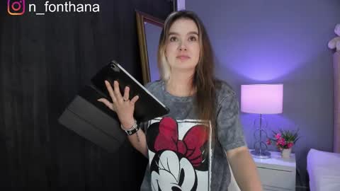 Snapshot of nashlyfontanna chatting on November 30, 2025, 2:32 pm Nashly Fontana online show from November 30, 2025, 2:32 pm