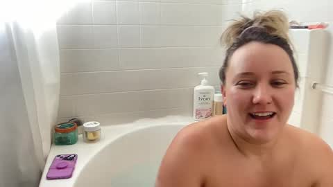 Bunny online show from December 5, 2024, 5:50 pm