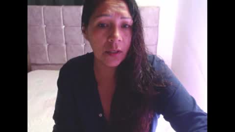 Snapshot of nasly_shy chatting on November 20, 2025, 12:44 am Nasly Cute online show from November 20, 2025, 12:44 am
