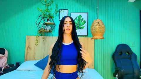 nasly_smit online show from April 7, 2026, 7:03 pm