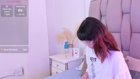 Snapshot of nastya_fantasy chatting on December 5, 2024, 10:45 pm Nastya online show from December 5, 2024, 10:45 pm