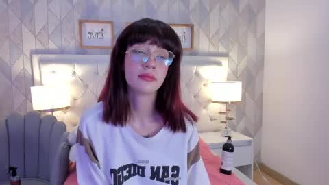 Snapshot of nastya_fantasy chatting on February 1, 2025, 10:34 pm Nastya online show from February 1, 2025, 10:34 pm