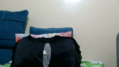 Bella online show from November 26, 2025, 12:17 pm