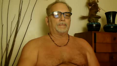 Daddy online show from December 3, 2024, 5:53 am