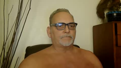 Daddy online show from December 26, 2024, 11:03 pm