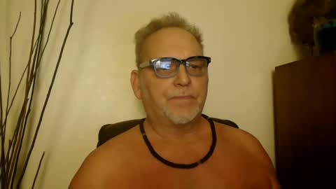 Daddy online show from January 4, 2025, 12:48 am