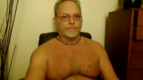 Daddy online show from February 17, 2025, 5:14 am
