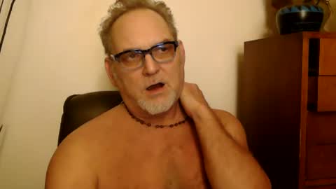 Daddy online show from February 21, 2025, 5:24 am