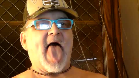 Daddy online show from March 6, 2025, 3:24 am