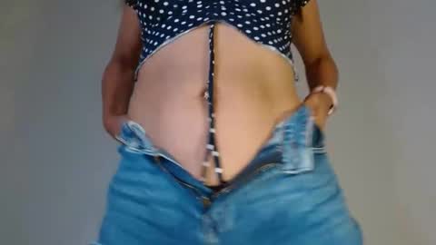 Snapshot of nat4youlove chatting on January 14, 2025, 5:19 am nathalia online show from January 14, 2025, 5:19 am