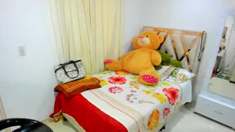 Natalia online show from June 23, 2026, 7:34 pm