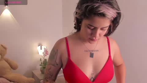 Snapshot of nataasha1 chatting on February 11, 2025, 1:30 pm Natttttttttttttttt online show from February 11, 2025, 1:30 pm