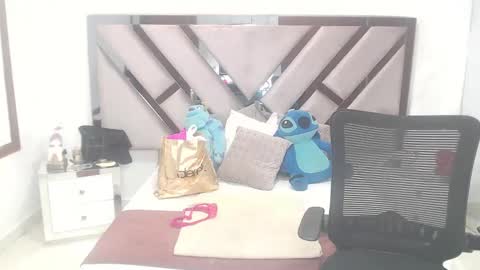 Snapshot of natalia5560 chatting on March 12, 2025, 9:03 pm natalia5560 online show from March 12, 2025, 9:03 pm