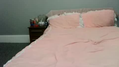 Snapshot of natalia_paris_ chatting on November 22, 2025, 1:59 am Natalia online show from November 22, 2025, 1:59 am