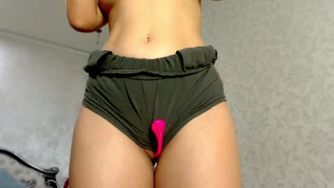 Snapshot of natalia_peach chatting on January 20, 2025, 8:09 am Wild influence online show from January 20, 2025, 8:09 am