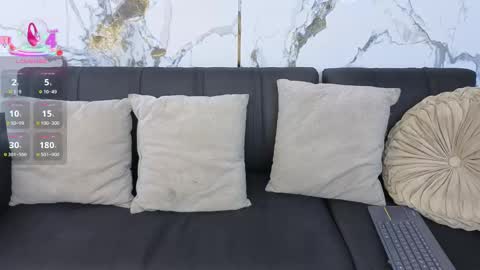 natalia_salas23_pm online show from May 8, 2026, 4:29 am
