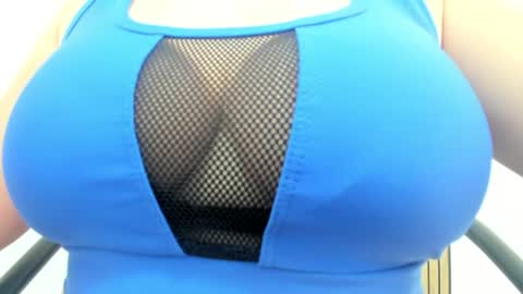 natalia_sweetxx online show from July 5, 2026, 1:51 pm