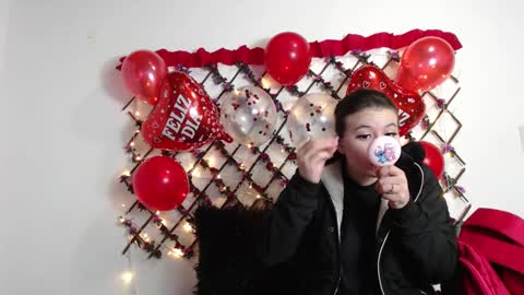 Natalia Walker online show from February 15, 2026, 2:03 pm