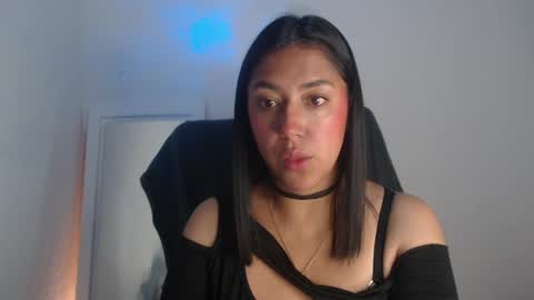 natalia online show from April 1, 2026, 3:07 am