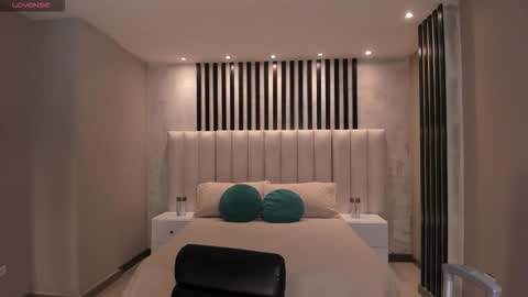 Snapshot of nataliagaret chatting on September 28, 2025, 11:21 pm Nata online show from September 28, 2025, 11:21 pm