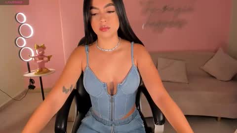 Snapshot of nataliagaret chatting on October 12, 2025, 10:53 pm Nata online show from October 12, 2025, 10:53 pm