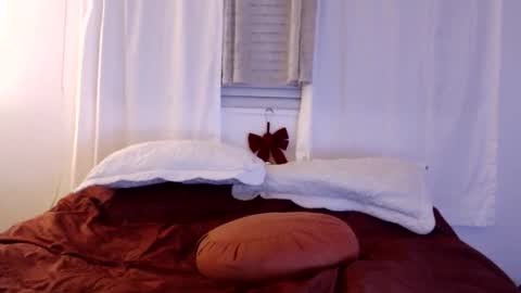 Snapshot of natalie6vmu chatting on January 8, 2026, 6:59 am Natalie Six online show from January 8, 2026, 6:59 am