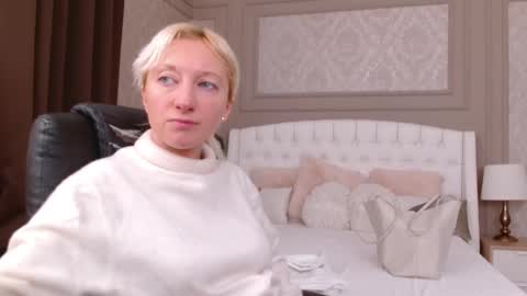 Natalie online show from January 8, 2026, 10:06 am