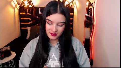 natalie  online show from March 26, 2026, 7:52 pm