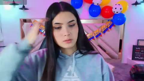natalie  online show from June 17, 2026, 7:48 pm
