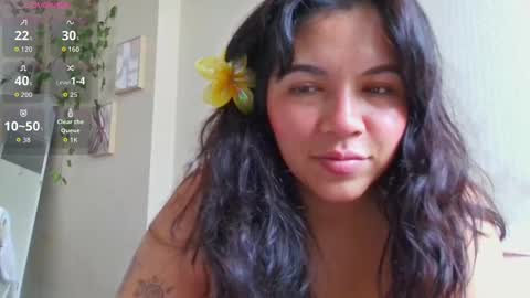 Snapshot of nataliesoda chatting on November 4, 2025, 10:20 pm Natalie Soda online show from November 4, 2025, 10:20 pm