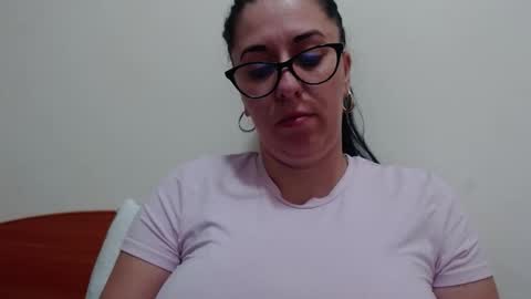 natally online show from October 12, 2025, 1:43 pm