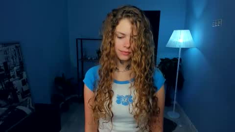 Natalie online show from October 28, 2025, 5:11 am