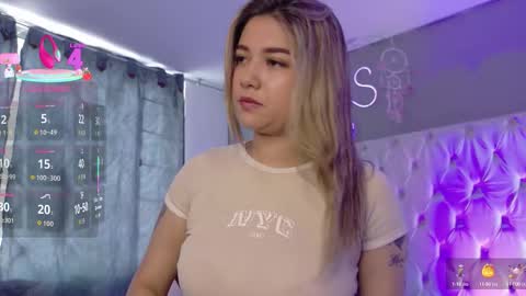 Snapshot of natasha__black chatting on October 12, 2025, 7:35 pm Natasha online show from October 12, 2025, 7:35 pm