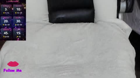 Snapshot of natasha__logan chatting on December 28, 2024, 4:19 am Natasha online show from December 28, 2024, 4:19 am