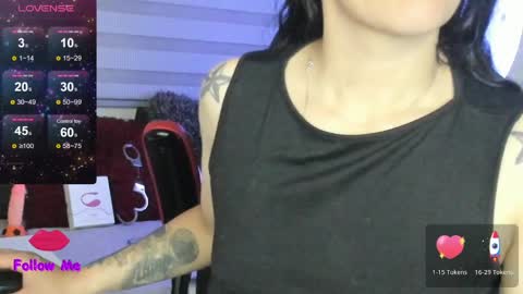 Snapshot of natasha__logan chatting on May 29, 2026, 4:43 am Natasha online show from May 29, 2026, 4:43 am