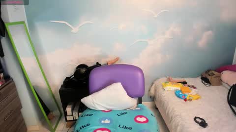 Snapshot of natasha_bernett chatting on November 15, 2025, 3:52 pm Natasha Bernett online show from November 15, 2025, 3:52 pm