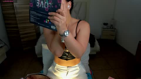 Snapshot of natasha_bernett chatting on April 1, 2026, 4:04 pm Natasha Bernett online show from April 1, 2026, 4:04 pm