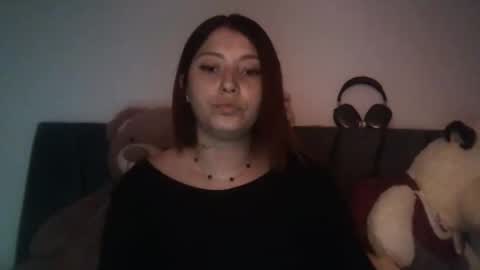 natalia online show from April 6, 2026, 8:32 pm