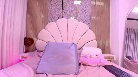 Natasha online show from March 7, 2026, 7:11 pm