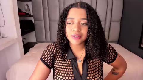 N A T A S H A online show from November 15, 2025, 9:00 pm