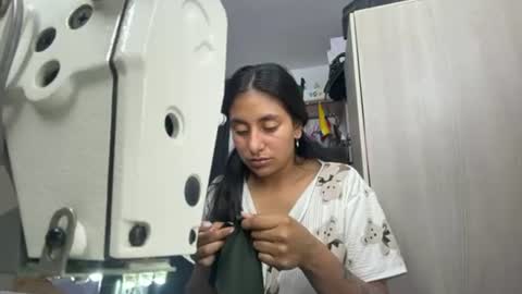Snapshot of natasha_shine22 chatting on August 7, 2026, 1:07 am natasha_shine22 online show from August 7, 2026, 1:07 am