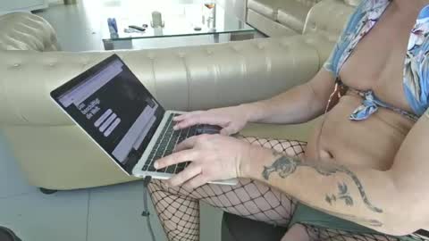 Snapshot of natashanolimids chatting on June 28, 2026, 9:37 am ownedbythw bestgoddess online show from June 28, 2026, 9:37 am