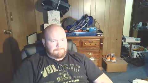 Snapshot of nate_b99 chatting on December 16, 2025, 11:32 pm Nate online show from December 16, 2025, 11:32 pm